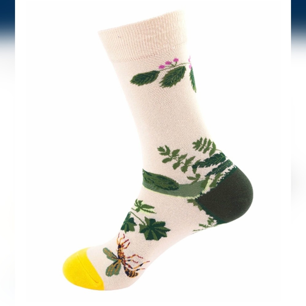 New Floral nature Socks NWOT